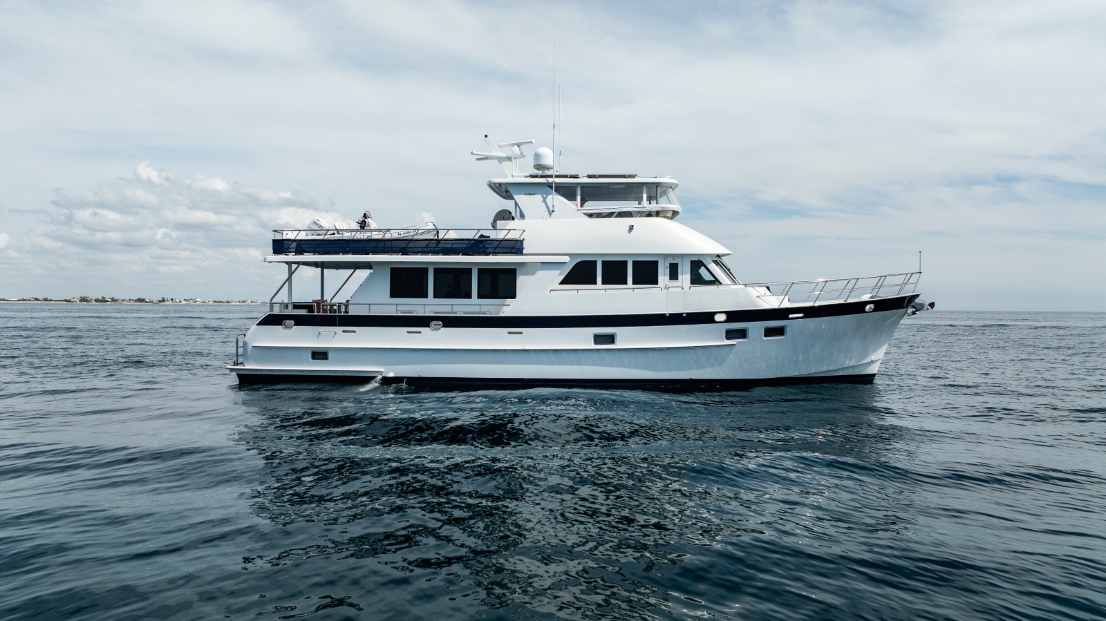 Alaskan 70 OHANA - Exterior