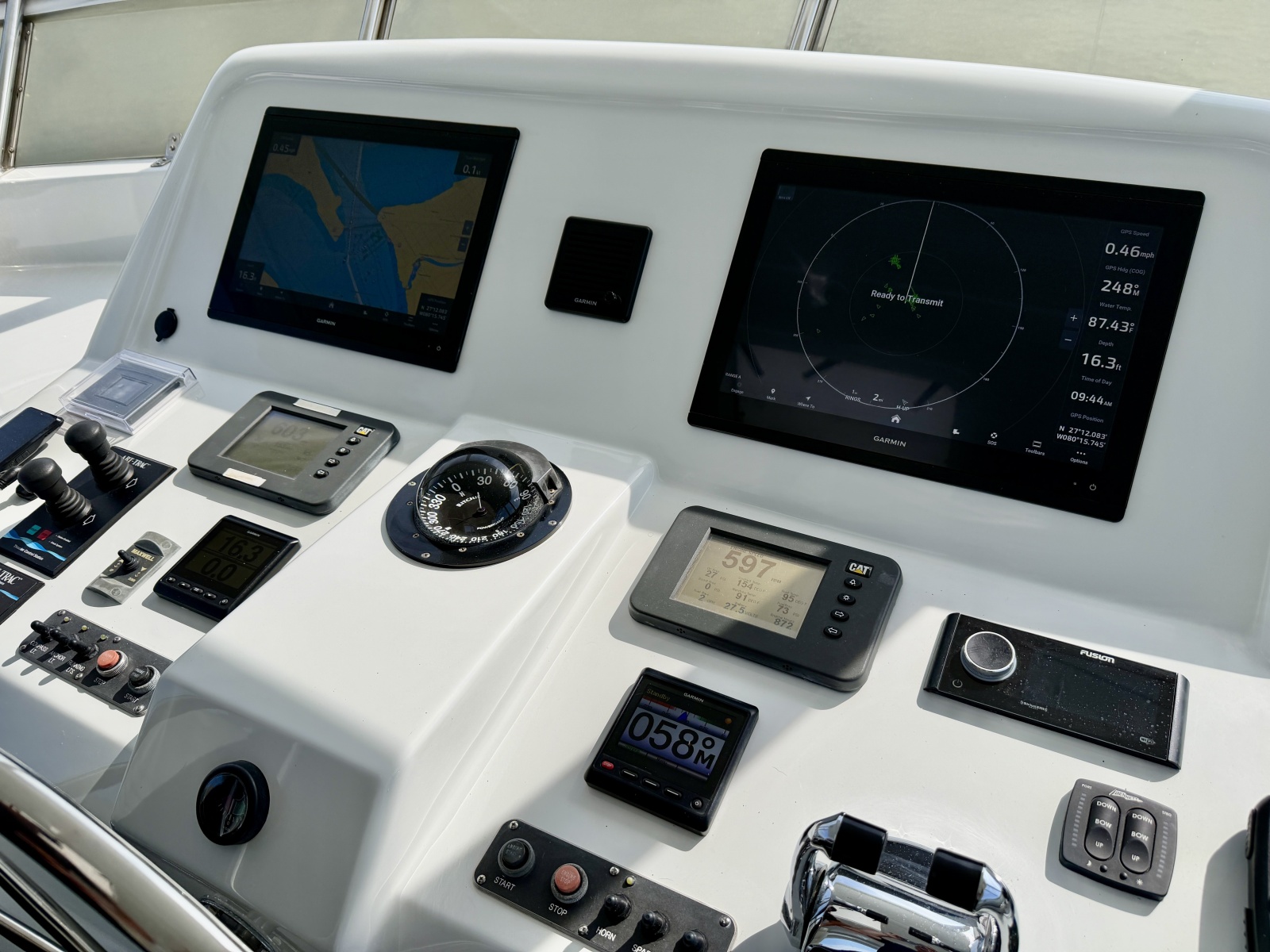 Ohana Yacht Photos Pics 
