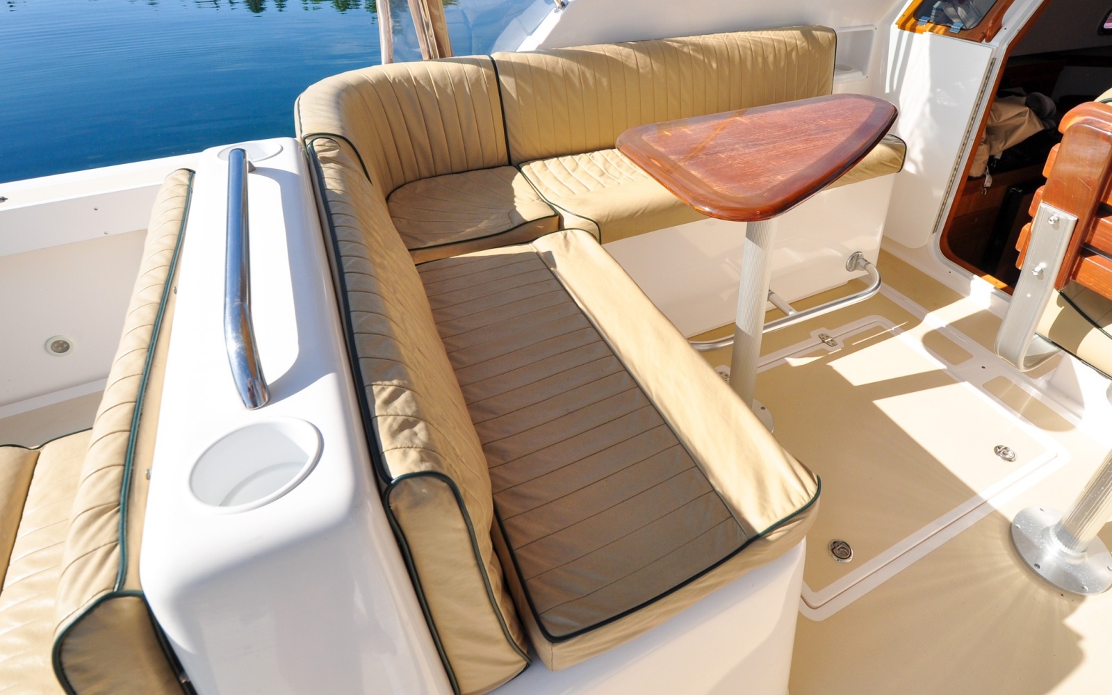 Hunt Surfhunter 29 - Judith Ann