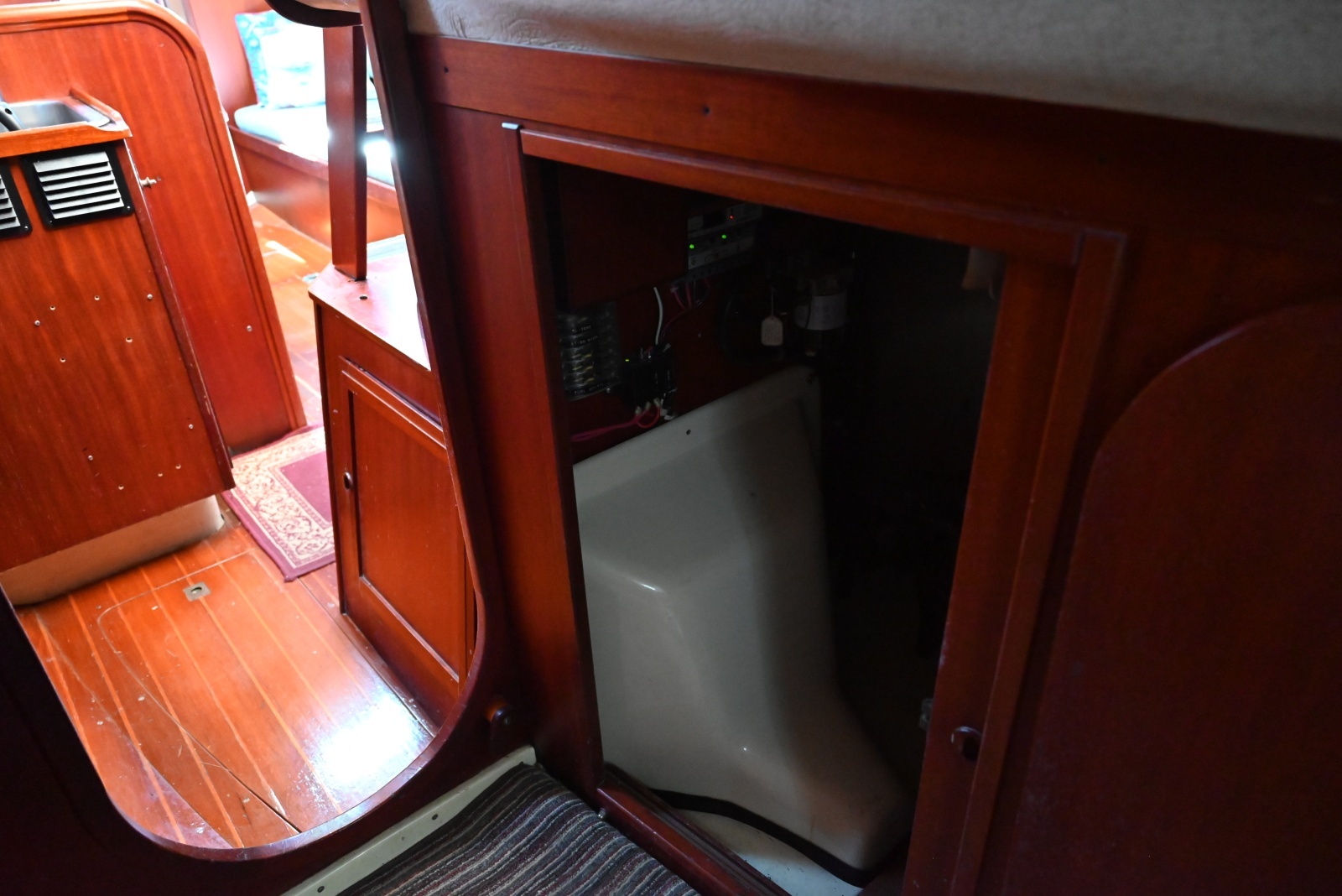 35ft Scanmar Yacht For Sale