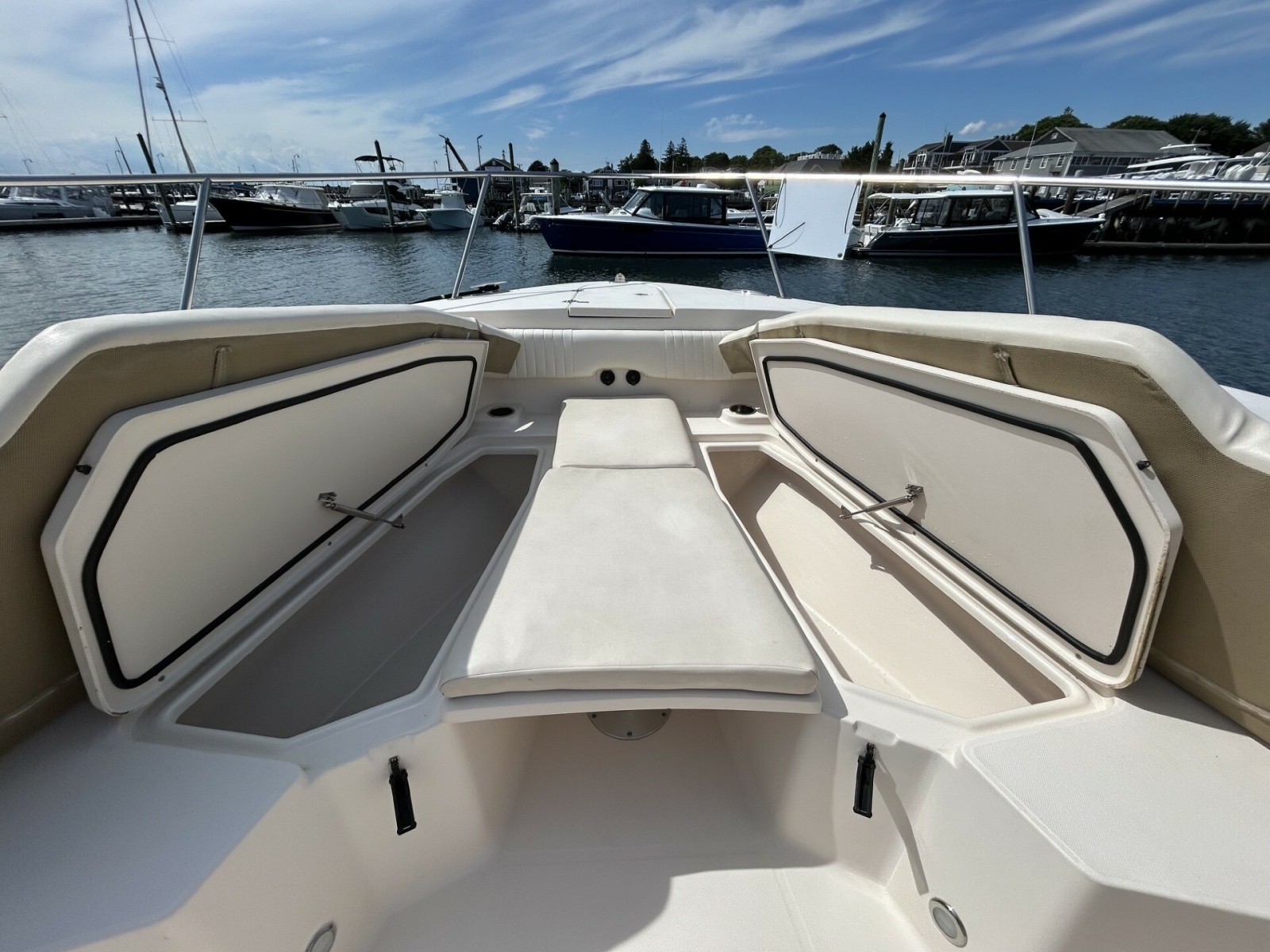 2014 Grady-White Canyon 376