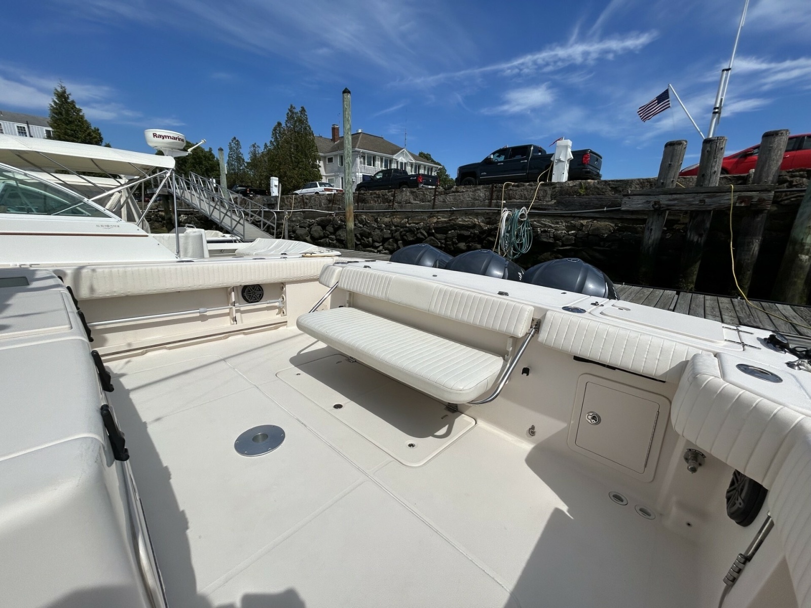2014 Grady-White Canyon 376