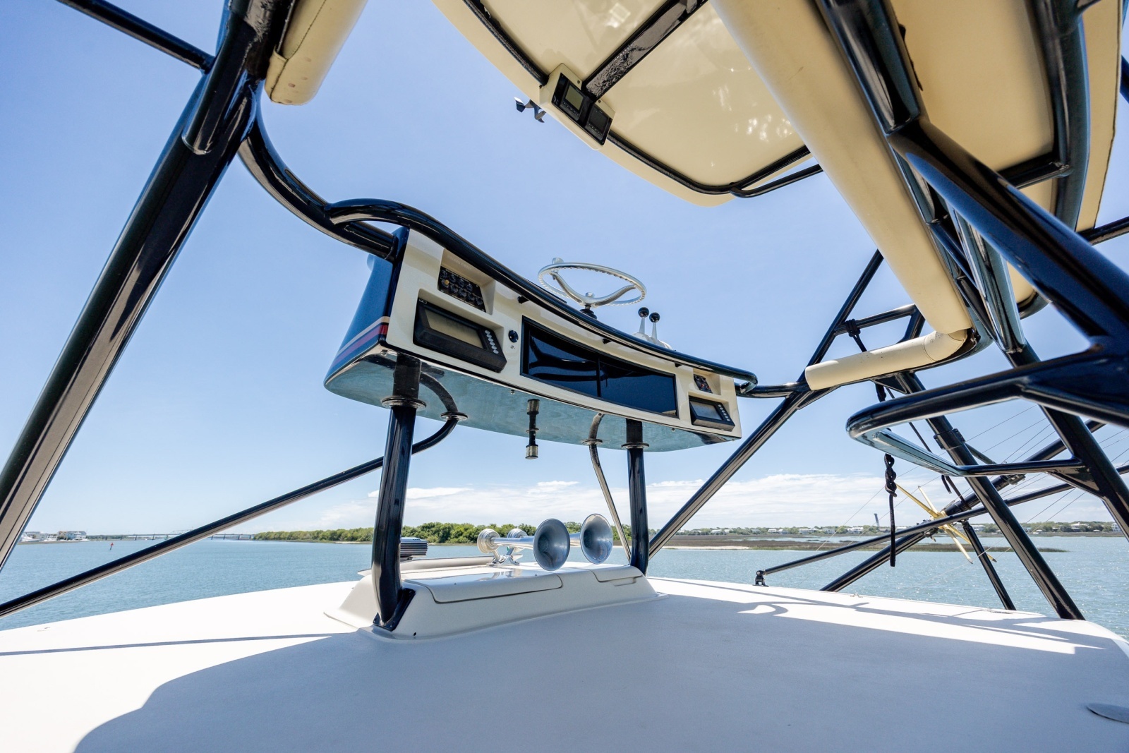 B 58ft Donzi Yacht For Sale