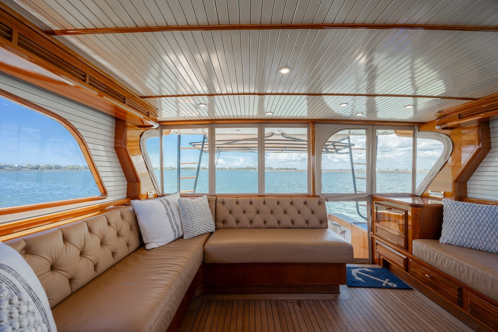 B 58ft Donzi Yacht For Sale