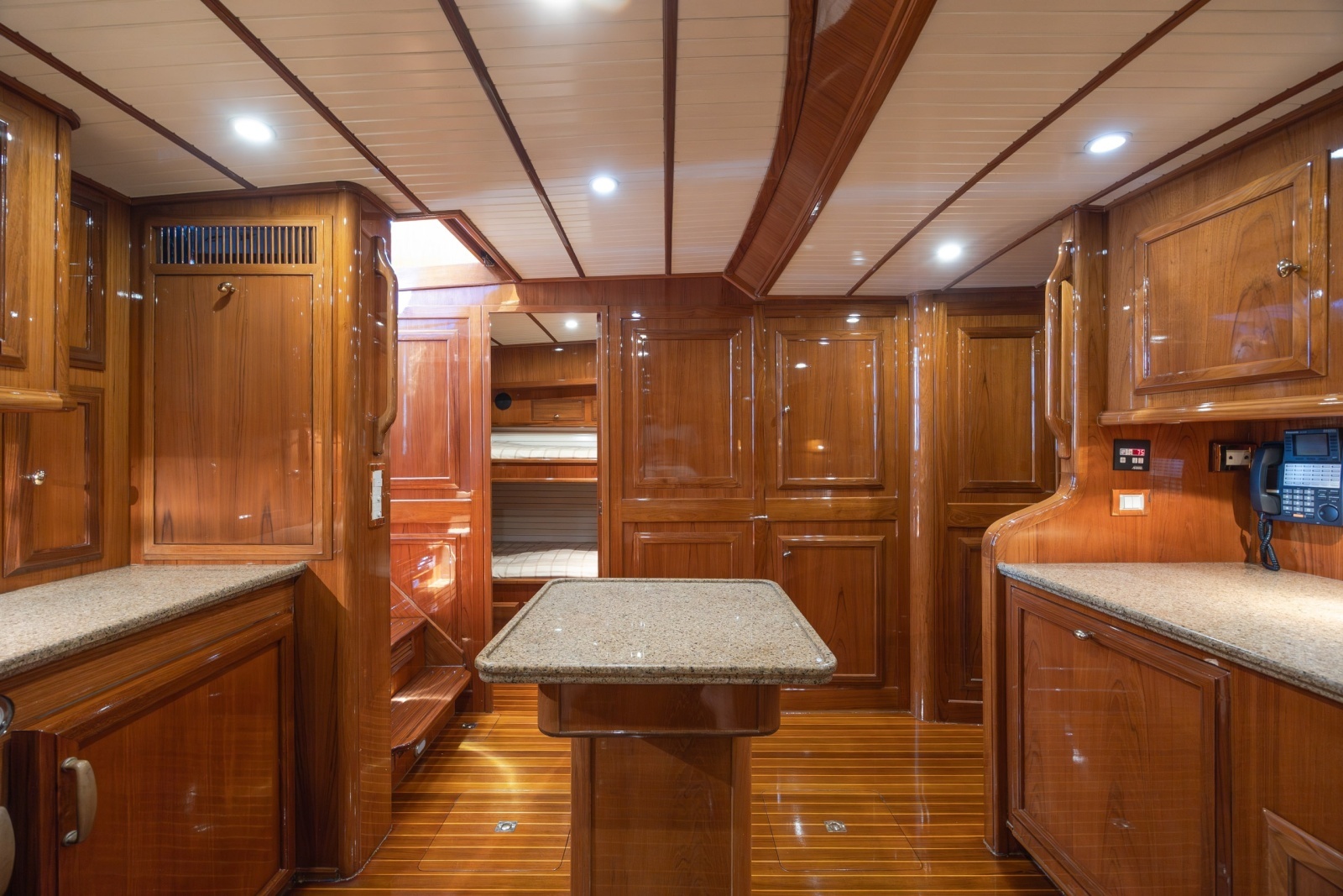 B 58ft Donzi Yacht For Sale