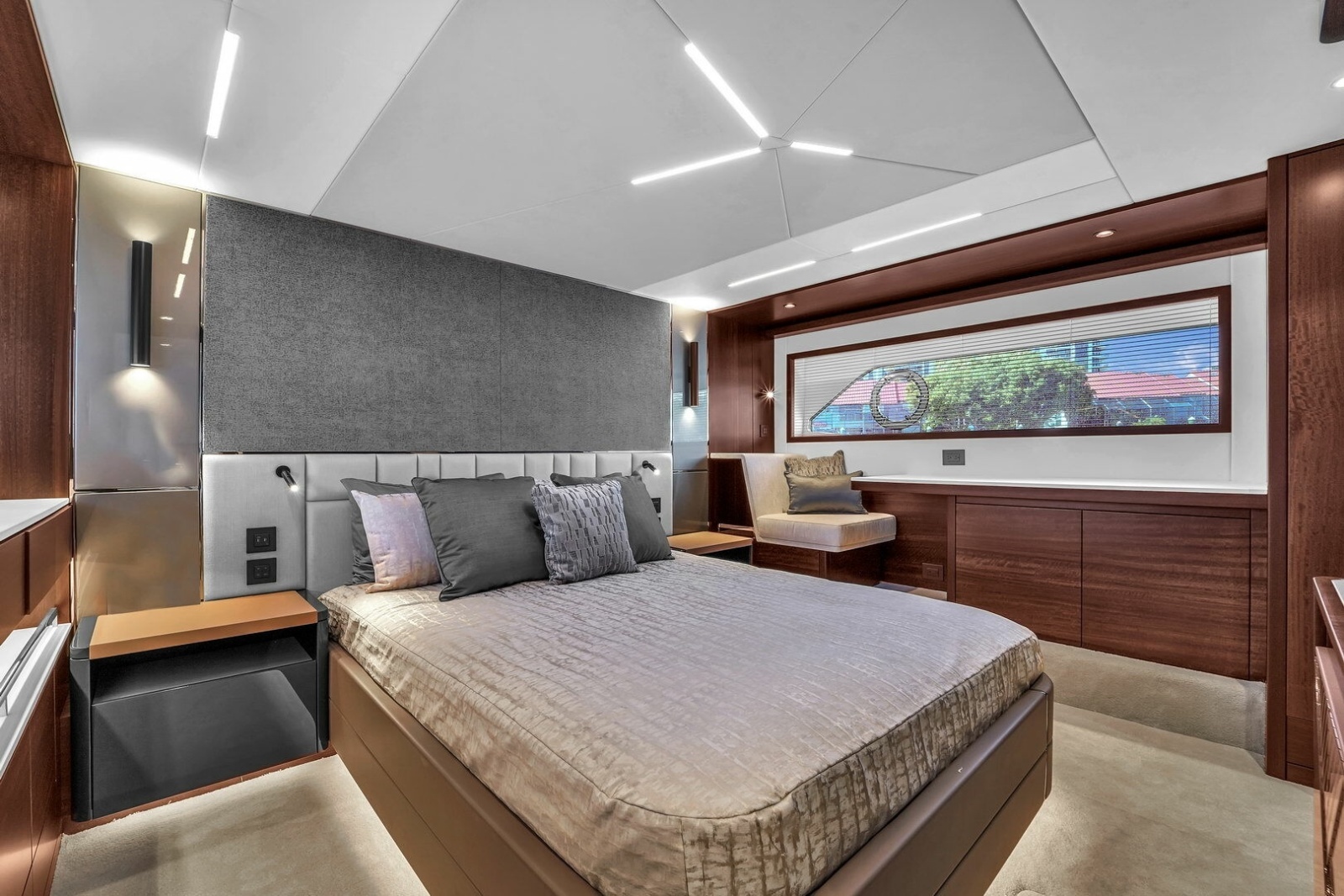68ft Sunseeker Yacht For Sale