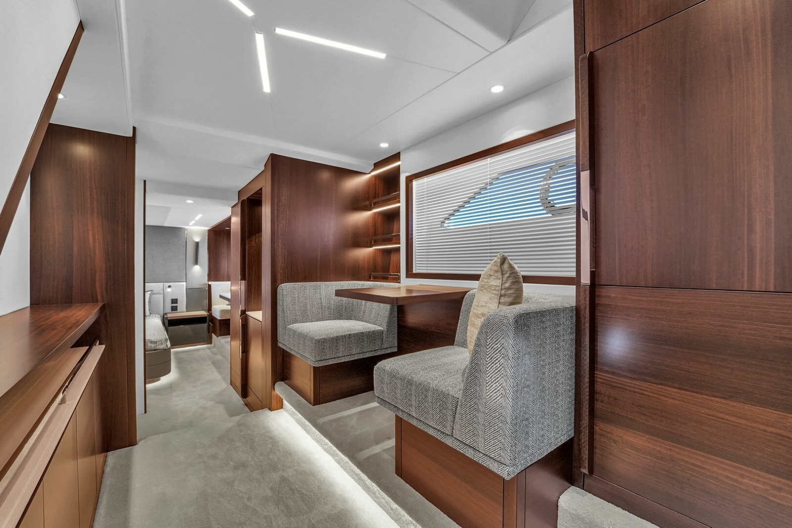 2023 Sunseeker Manhattan 68