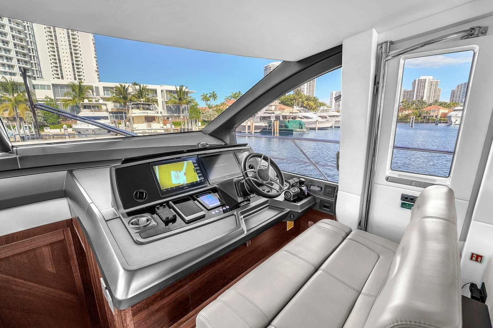 68ft Sunseeker Yacht For Sale