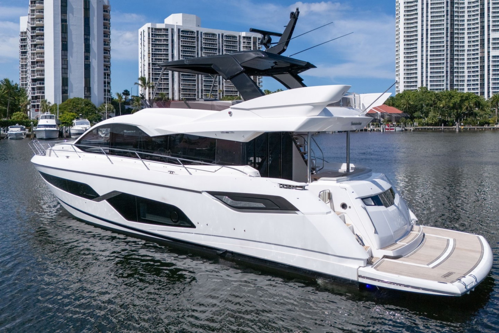 2023 Sunseeker Manhattan 68