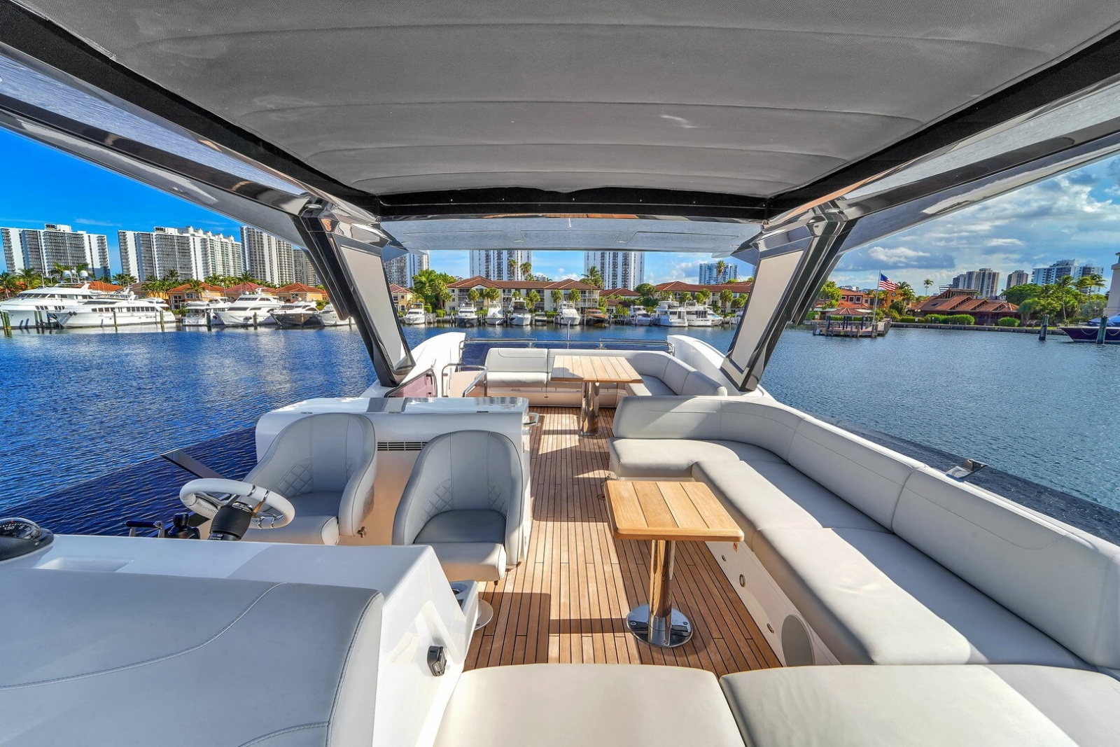 2023 Sunseeker Manhattan 68