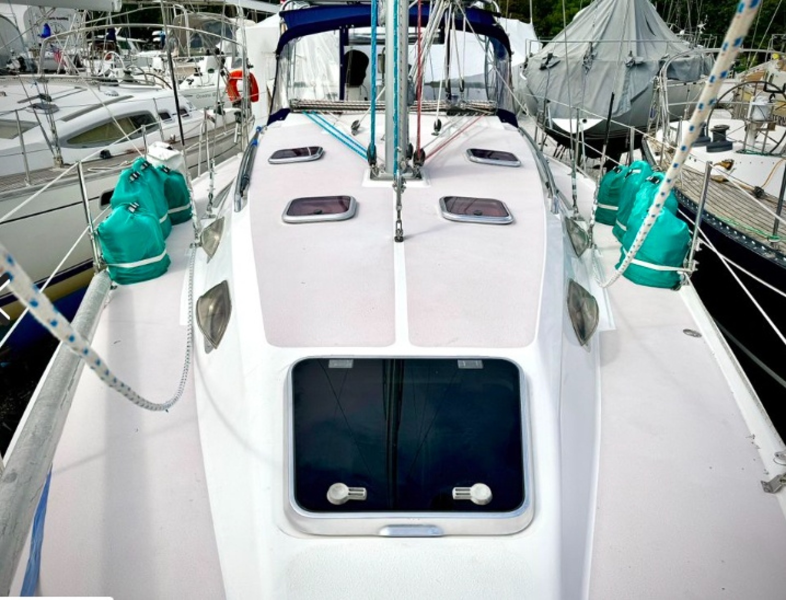 2002 Catalina 387