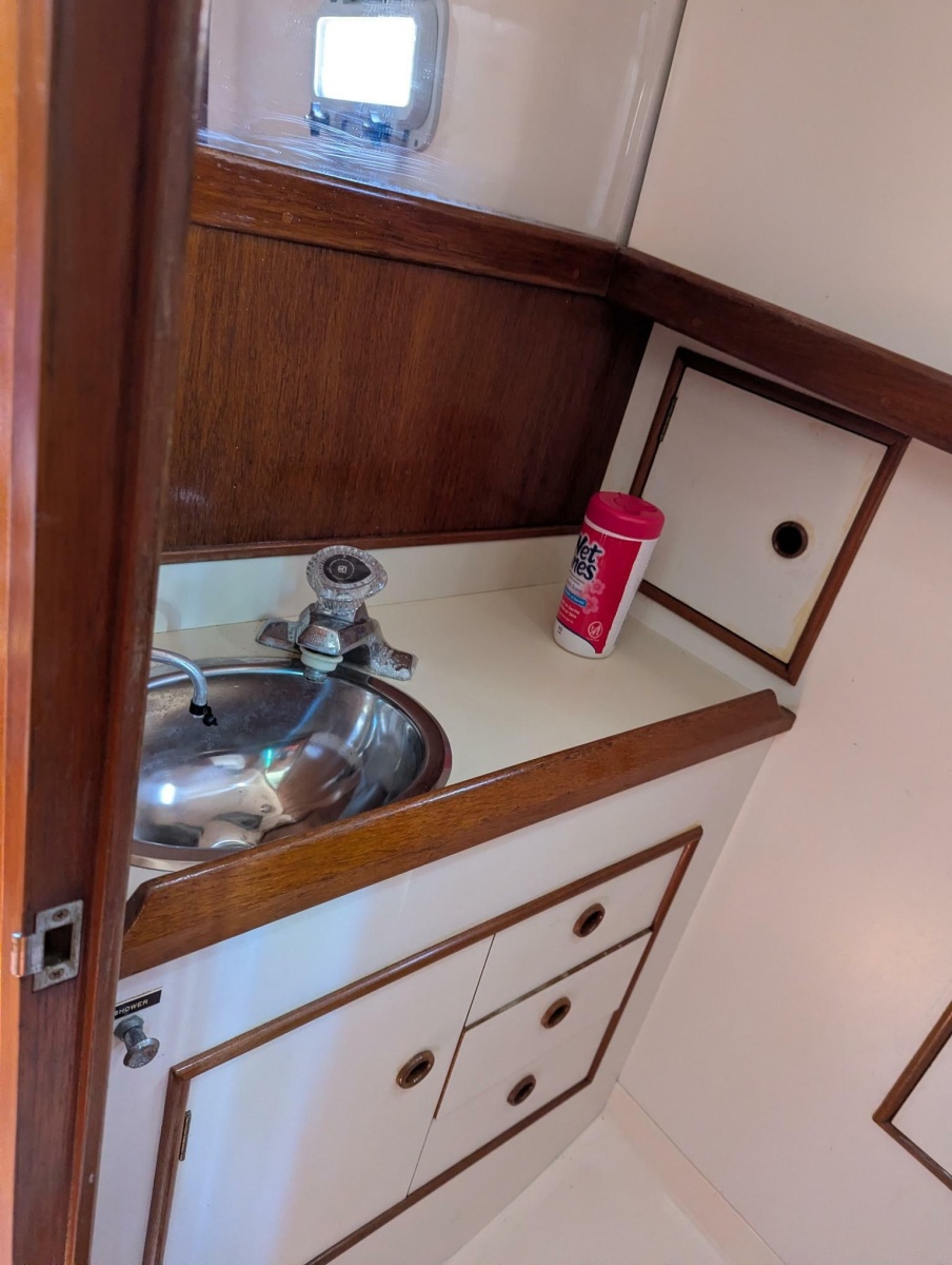 1985 Nonsuch 