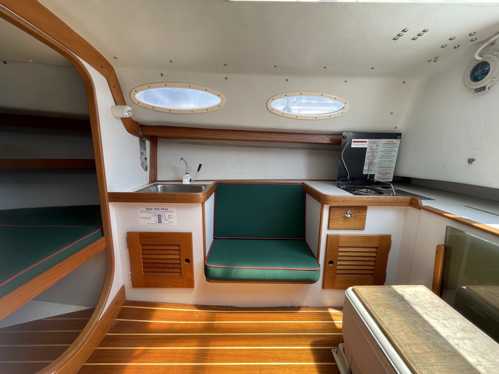 Water Music 28ft Alerion Yacht For Sale