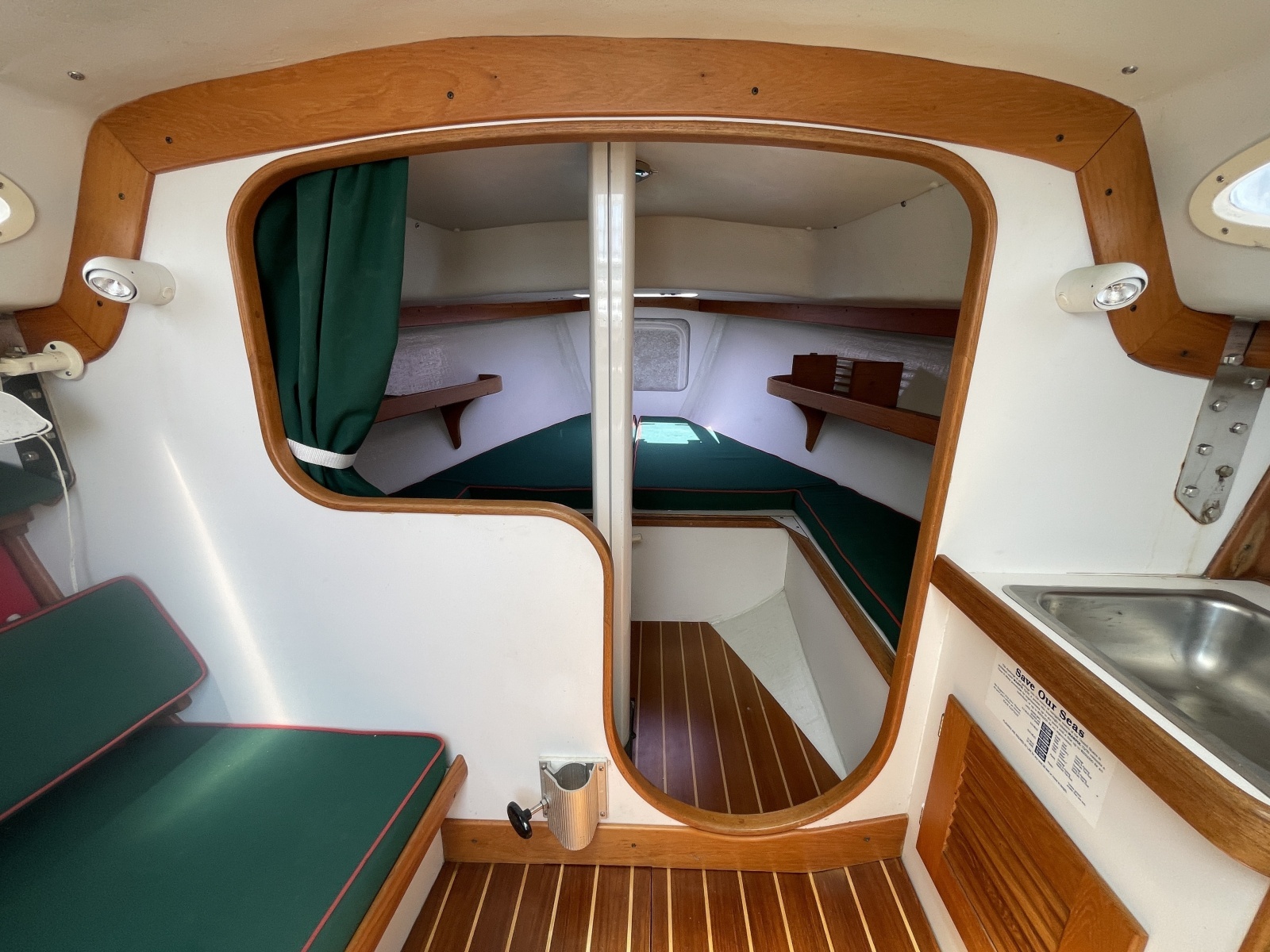 Water Music 28ft Alerion Yacht For Sale