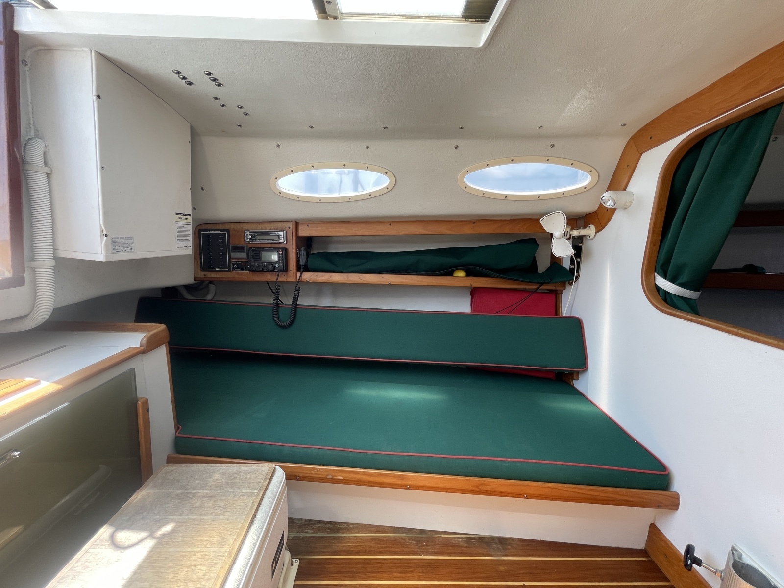 Water Music 28ft Alerion Yacht For Sale