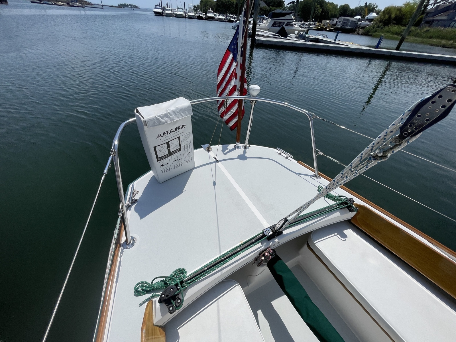 Water Music 28ft Alerion Yacht For Sale
