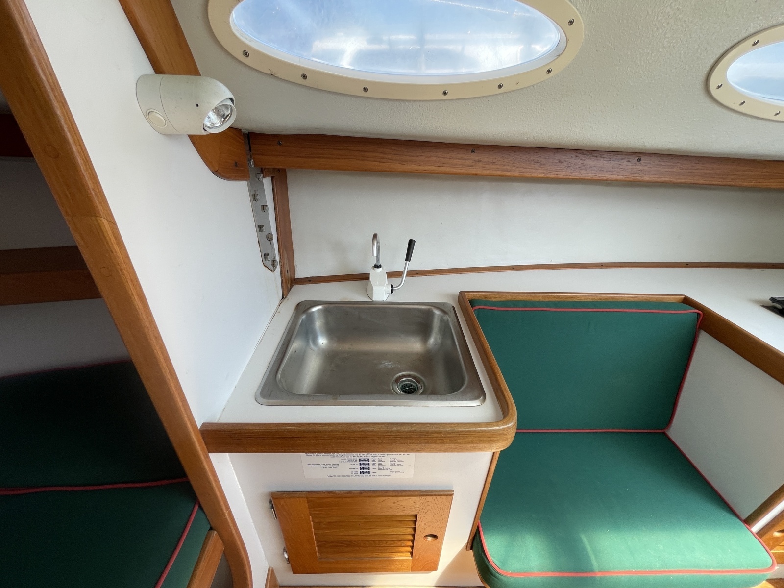 Water Music 28ft Alerion Yacht For Sale