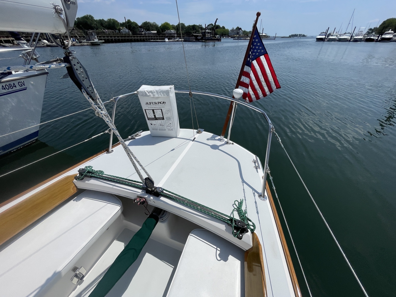 Water Music 28ft Alerion Yacht For Sale
