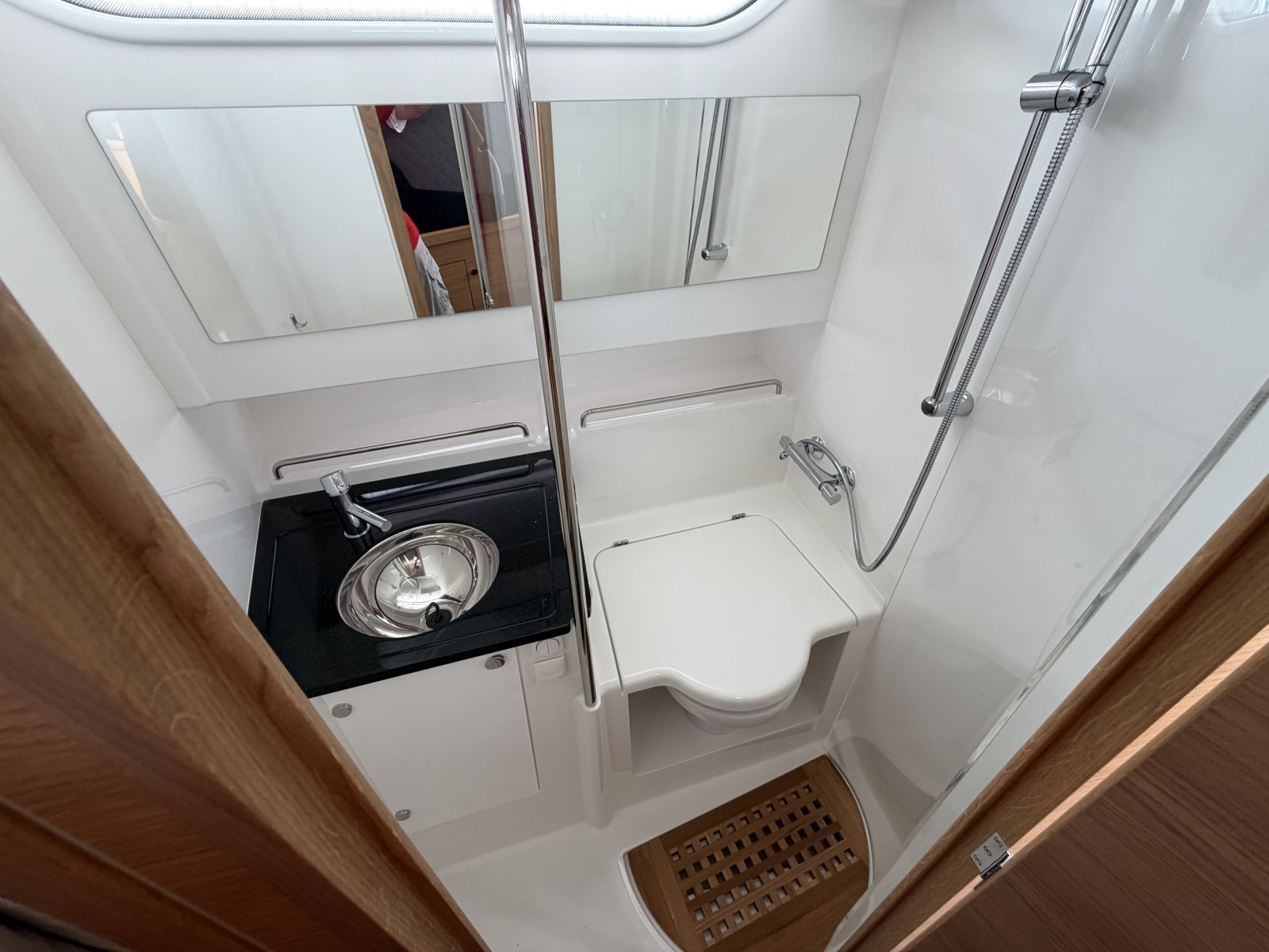 HULL 298 40ft Nimbus Yacht For Sale