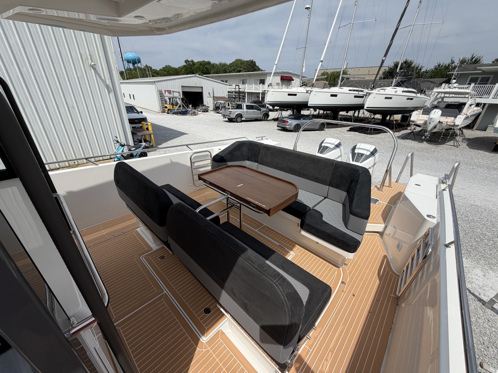 HULL 298 40ft Nimbus Yacht For Sale