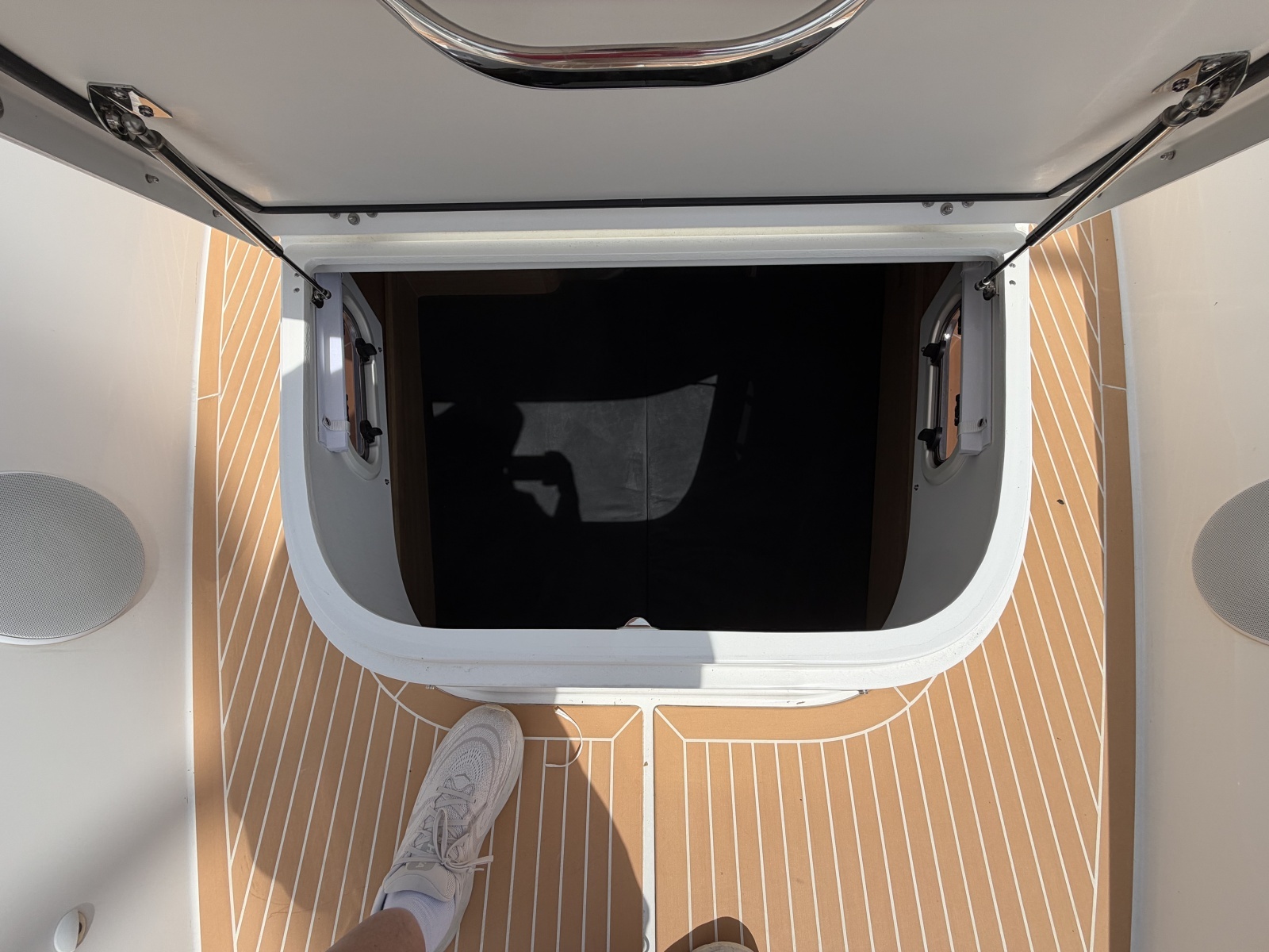 HULL 298 40ft Nimbus Yacht For Sale