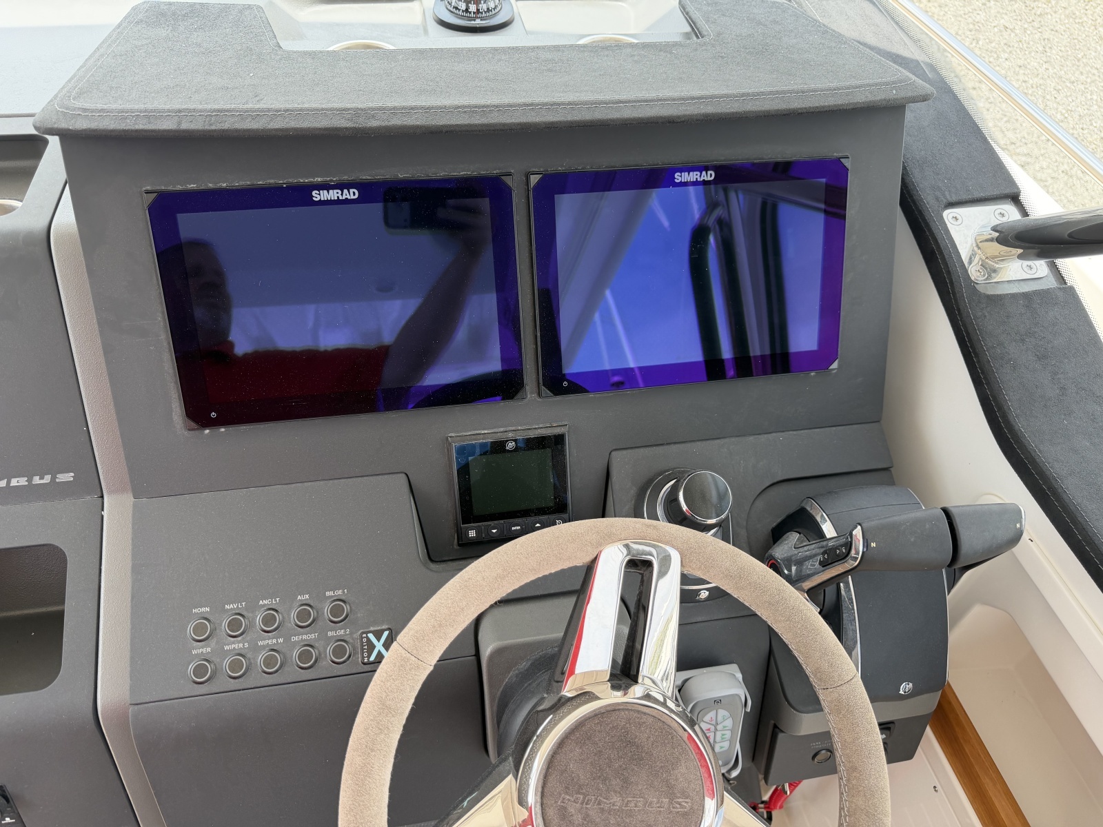 HULL 298 40ft Nimbus Yacht For Sale