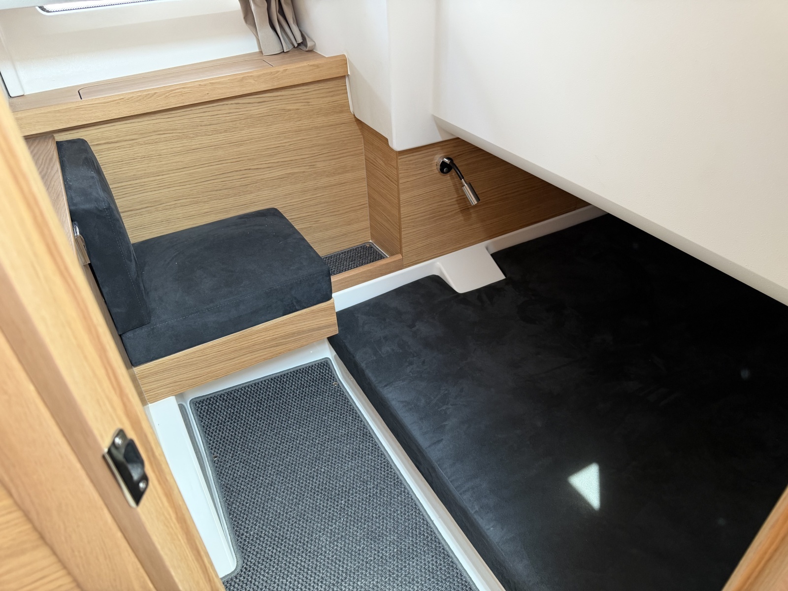 HULL 298 40ft Nimbus Yacht For Sale