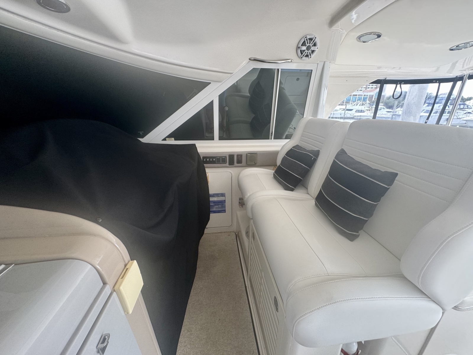 2003 Sea Ray 480 Motor Yacht