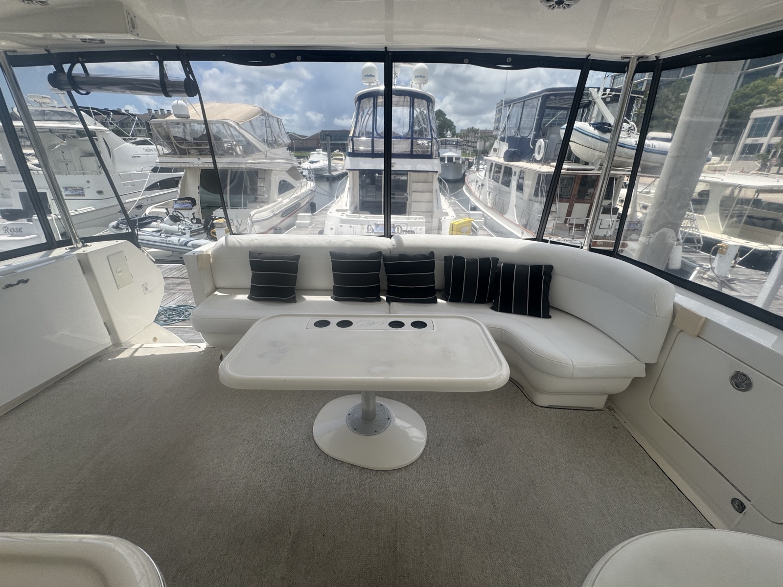 2003 Sea Ray 480 Motor Yacht