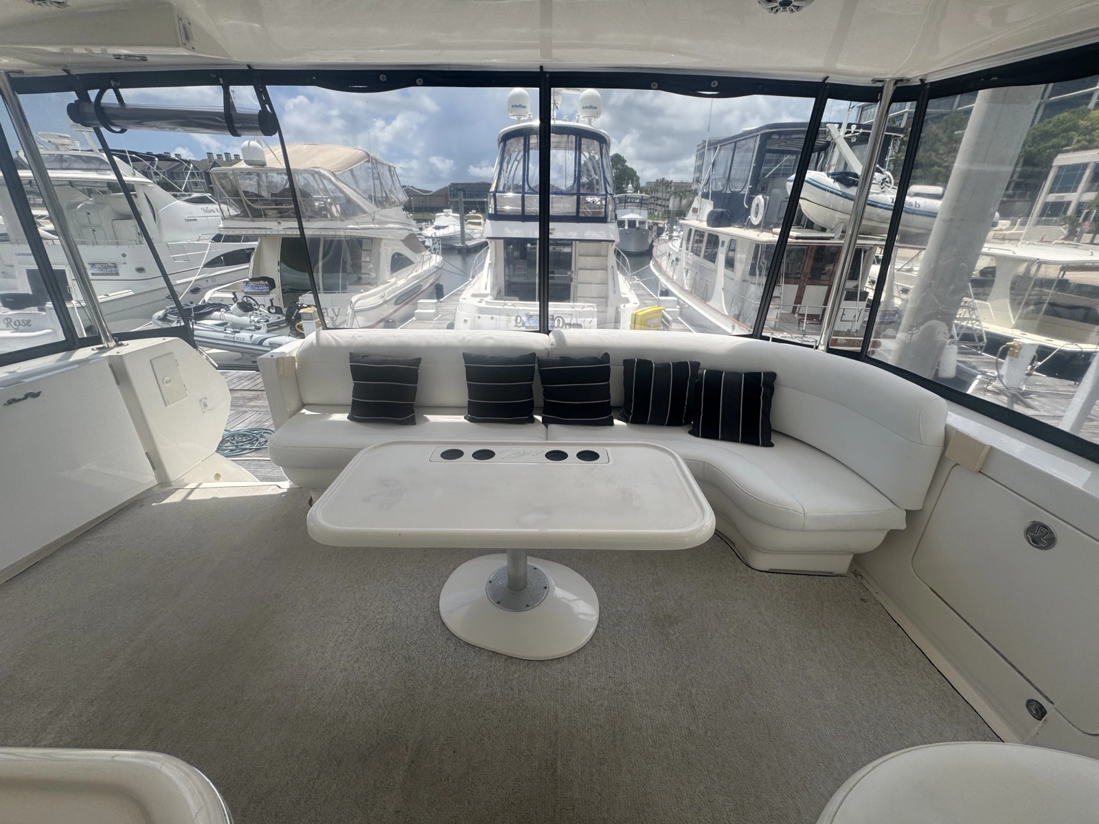 2003 Sea Ray 480 Motor Yacht
