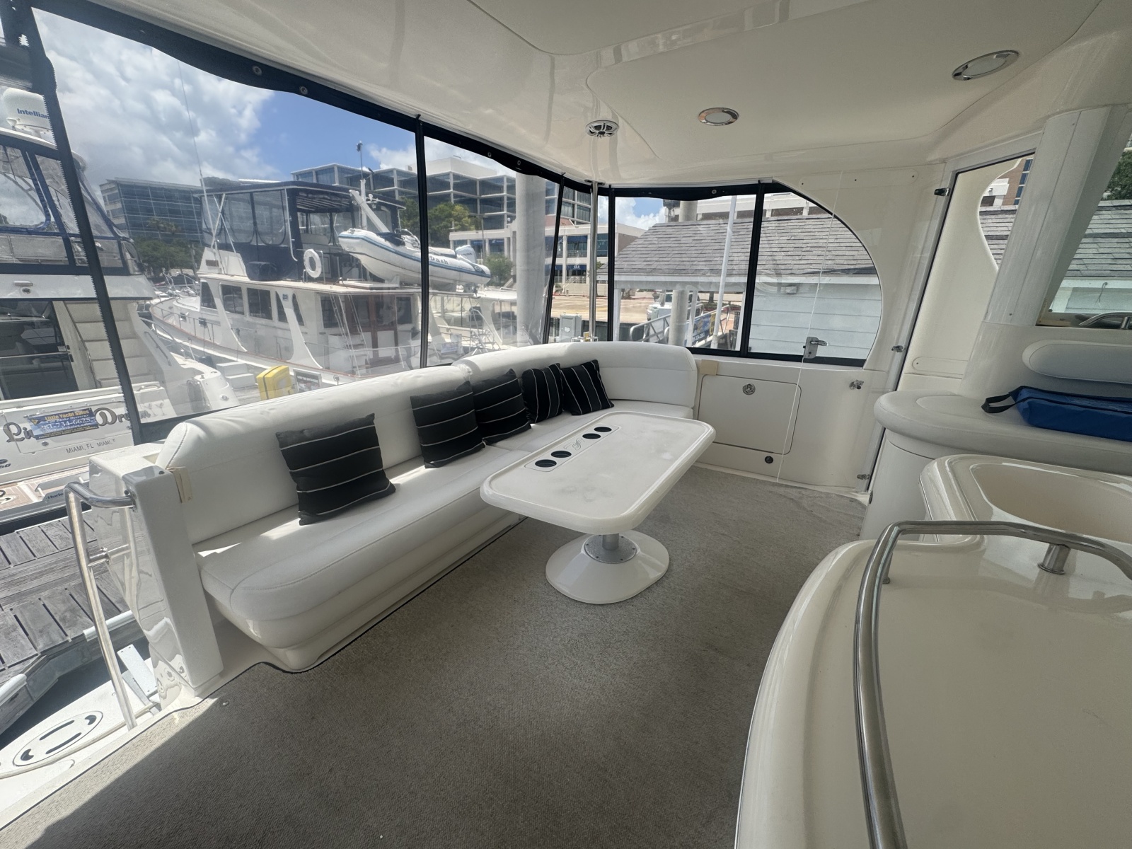 2003 Sea Ray 480 Motor Yacht