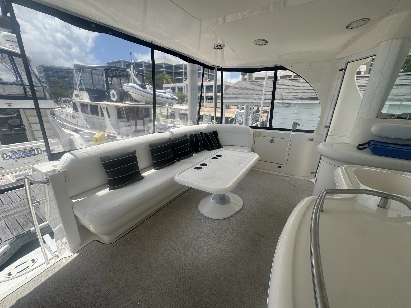 2003 Sea Ray 480 Motor Yacht