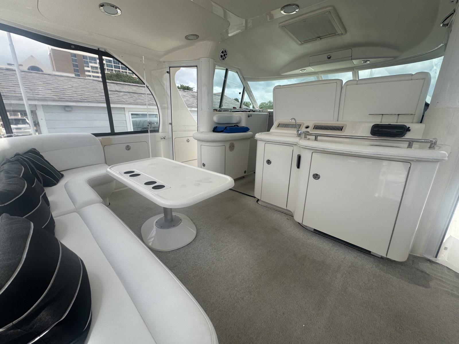 2003 Sea Ray 480 Motor Yacht