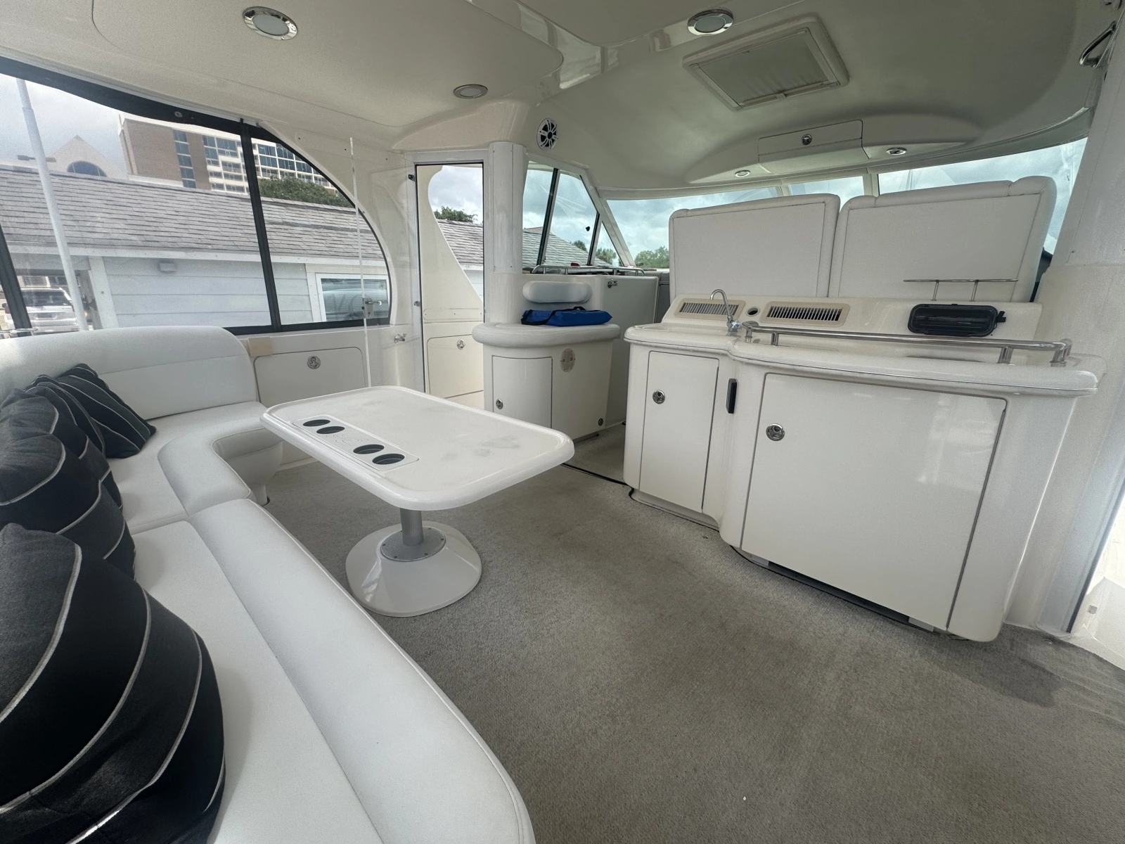 2003 Sea Ray 480 Motor Yacht