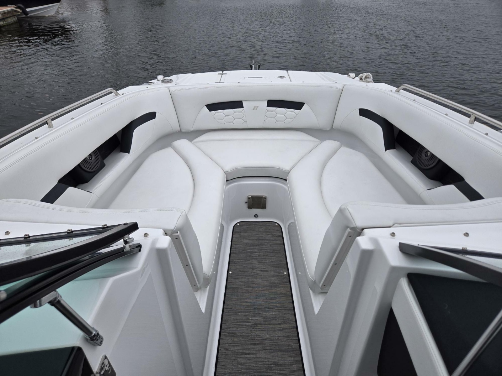 2023 Four Winns HD5 OB