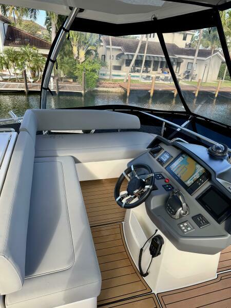 2022 Aquila Power Catamaran