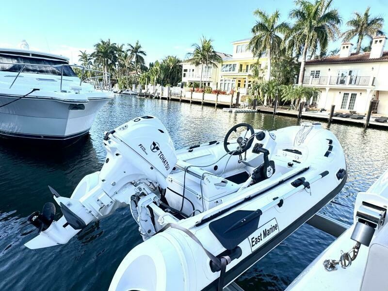 ROOSTERFISH 44ft Aquila Yacht For Sale