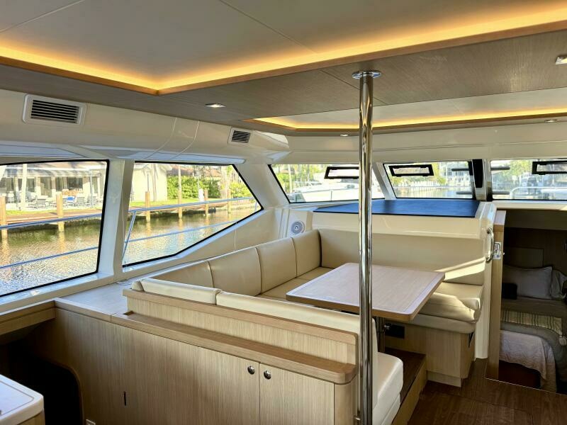 ROOSTERFISH 44ft Aquila Yacht For Sale