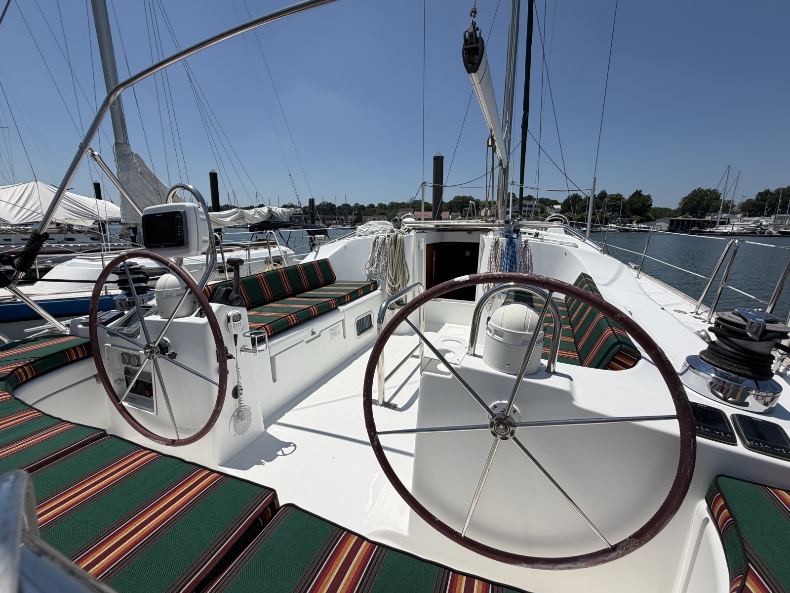 Brer Fox 47ft Beneteau Yacht For Sale