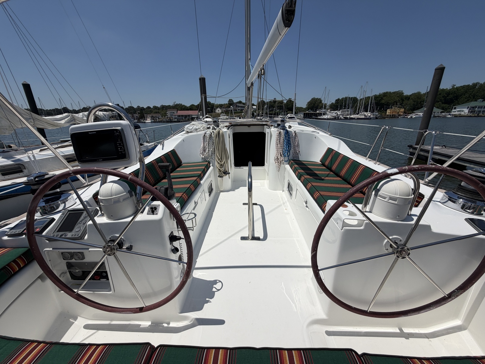 Brer Fox 47ft Beneteau Yacht For Sale