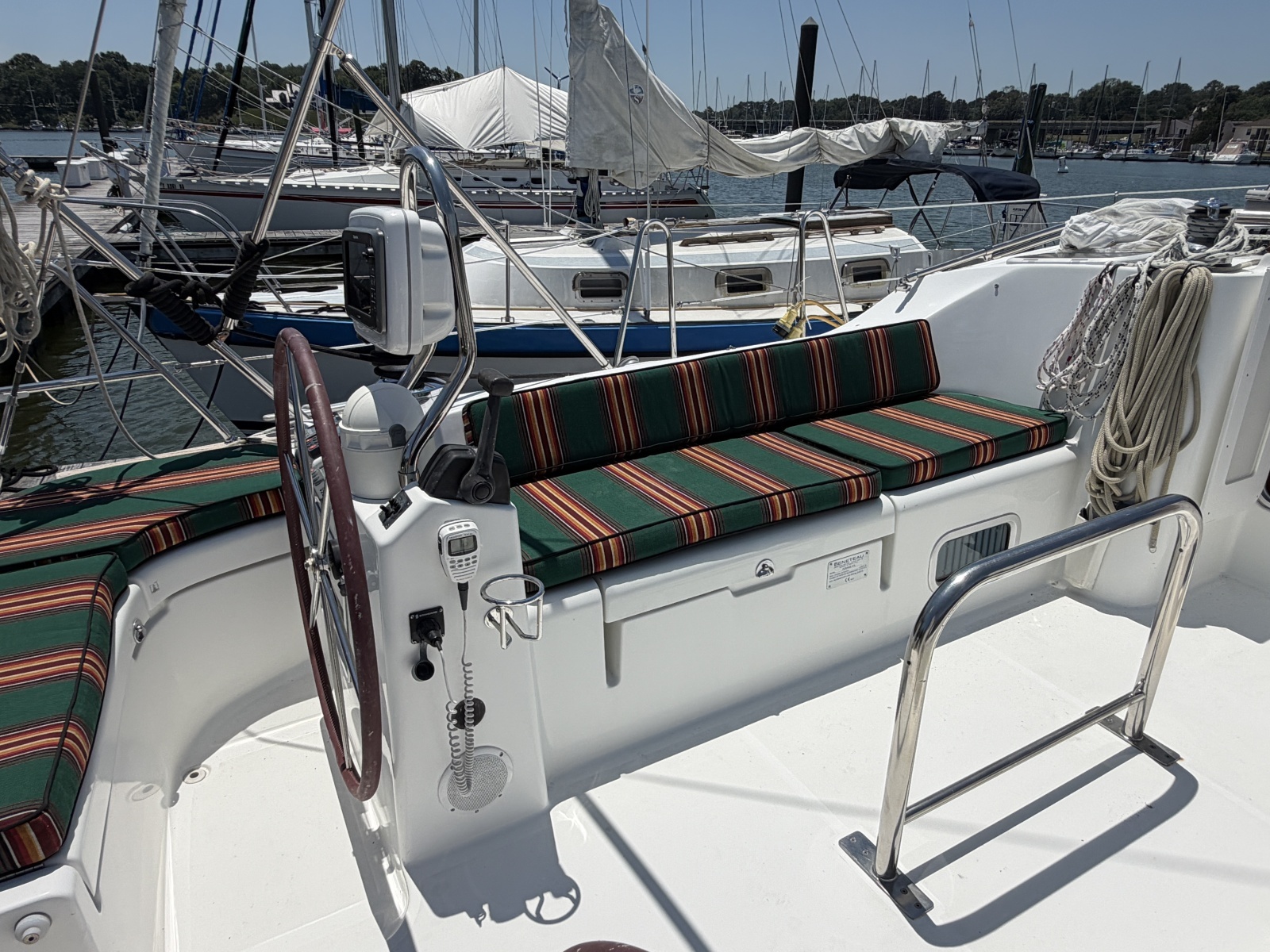 Brer Fox 47ft Beneteau Yacht For Sale