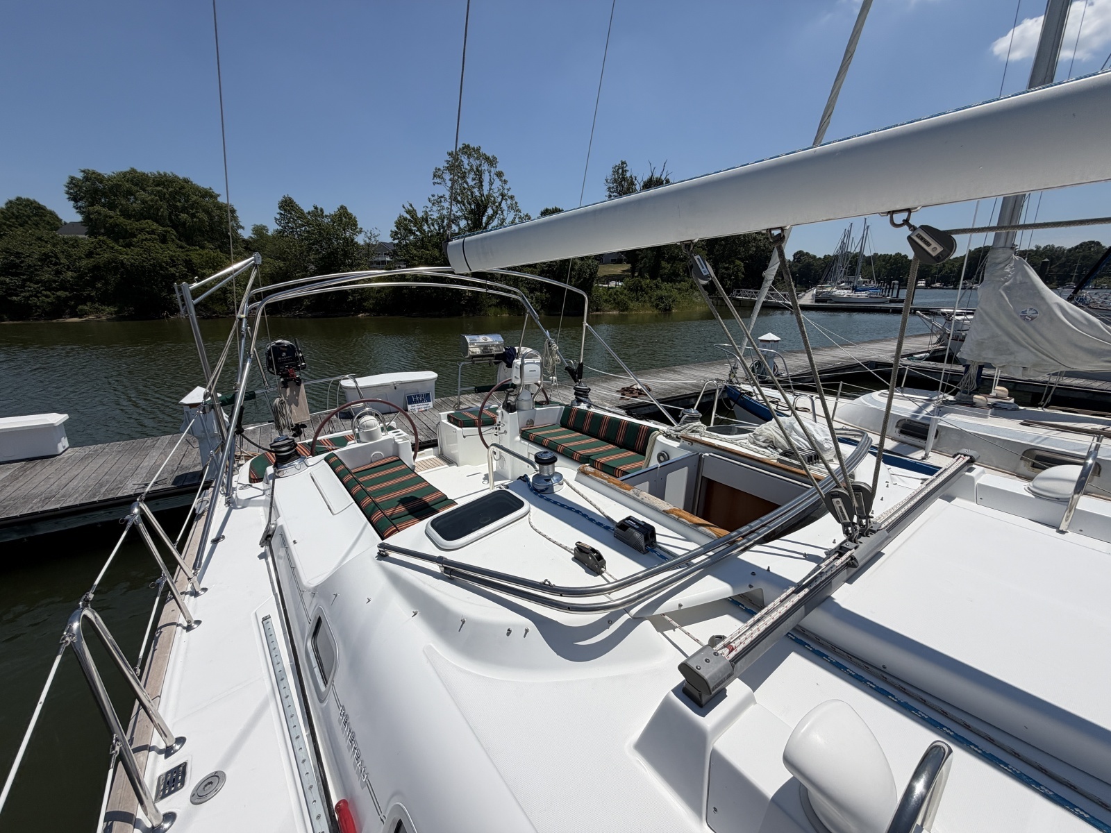 Brer Fox 47ft Beneteau Yacht For Sale