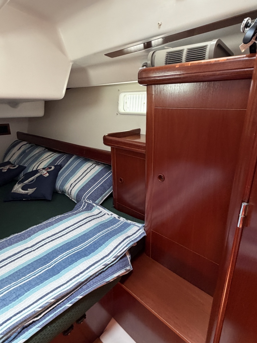 Brer Fox 47ft Beneteau Yacht For Sale