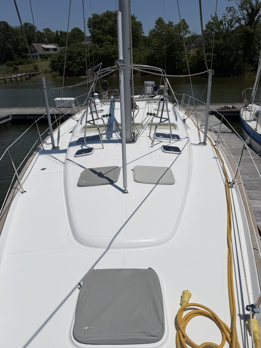 Brer Fox 47ft Beneteau Yacht For Sale