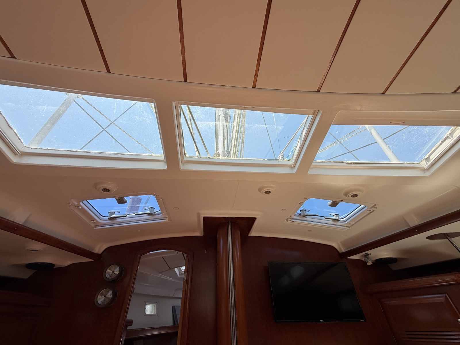 Brer Fox 47ft Beneteau Yacht For Sale