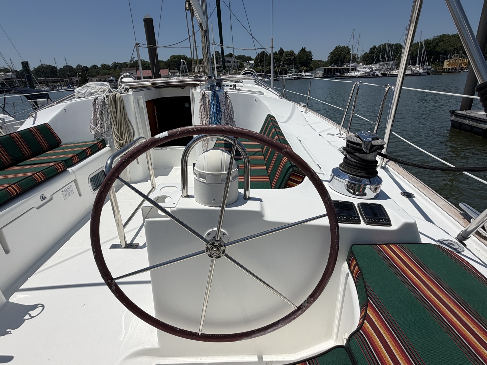 Brer Fox 47ft Beneteau Yacht For Sale