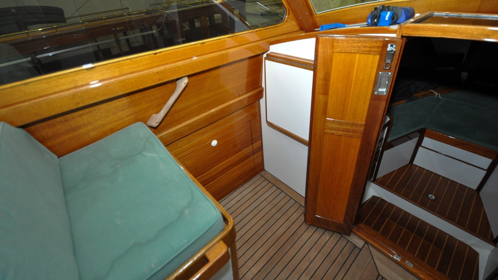 2002 Lyman-Morse Monhegan 30 - Halcyone 
