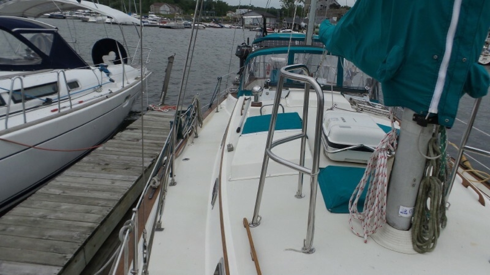 1981 Pearson 424 Ketch