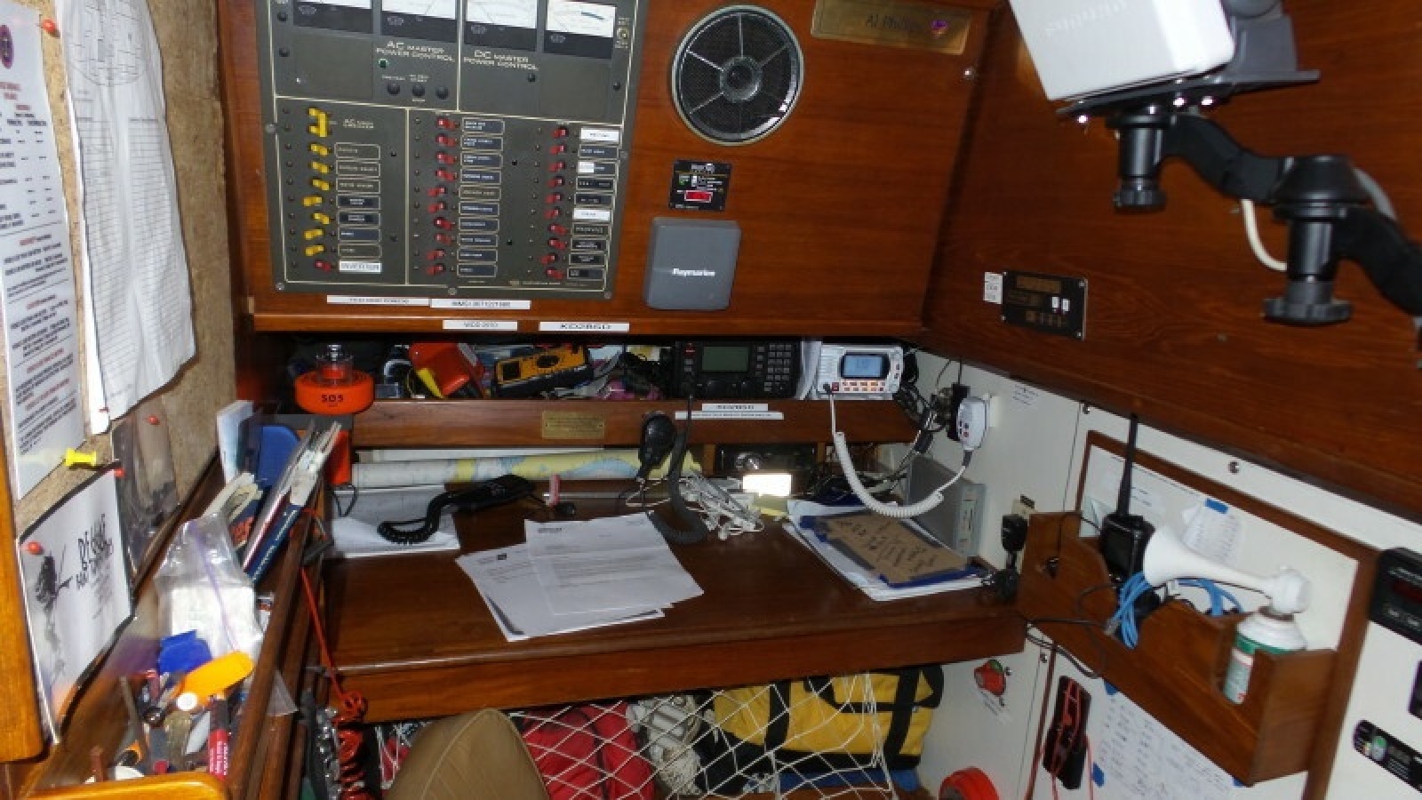 1981 Pearson 424 Ketch