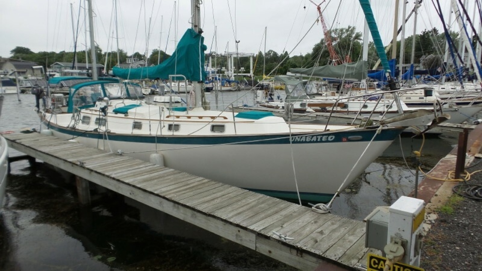 1981 Pearson 424 Ketch